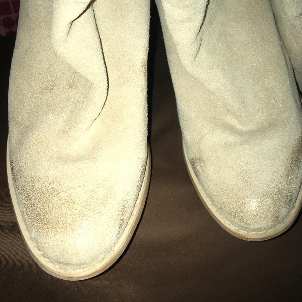 Boots - Picture 5 of 8